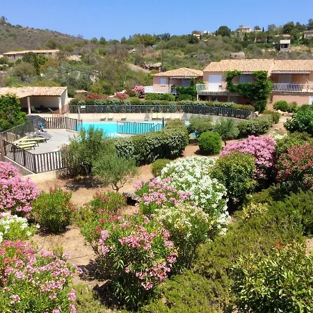 Maison Accueillante Avec Jardin Et Vue Sur Montagne à Porto-vecchio