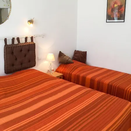 Maison Accueillante Avec Jardin Et Vue Sur Montagne A Porto-vecchio * Porto-Vecchio (Corsica)
